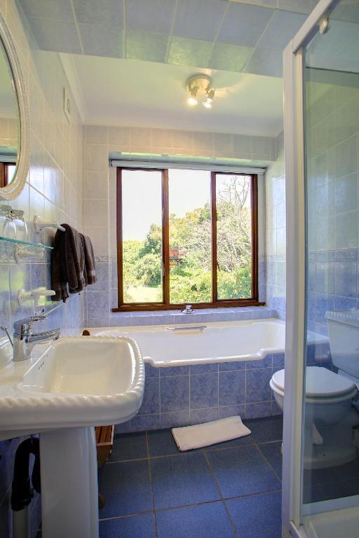 Waterfront Lodge Knysna Quarto foto